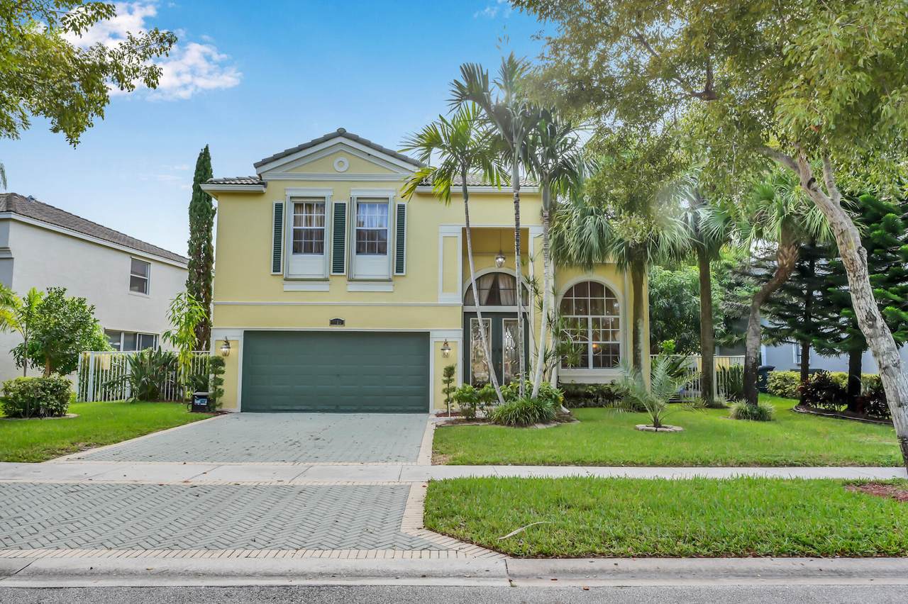 2183 Balsan Way - Photo 1