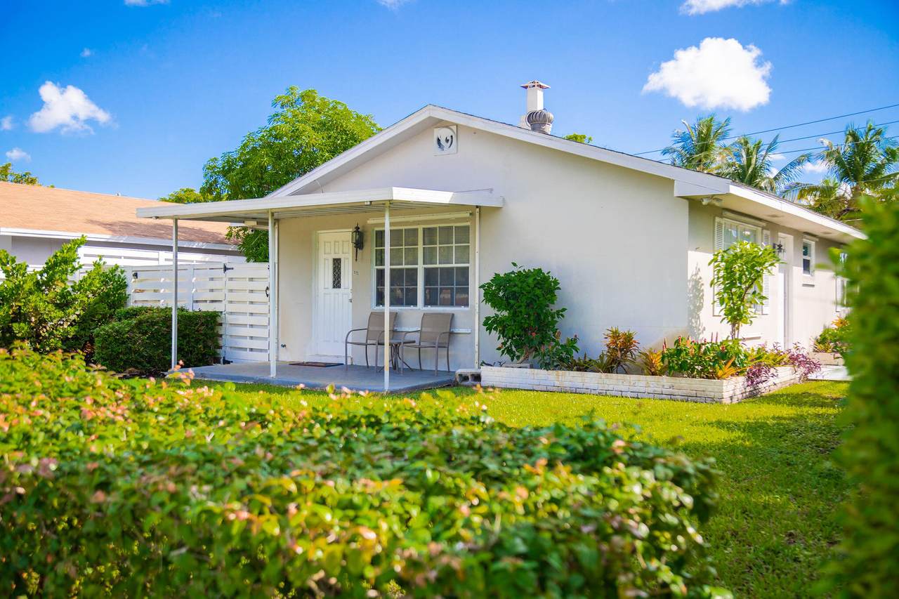 405 4th Street - Photo 1