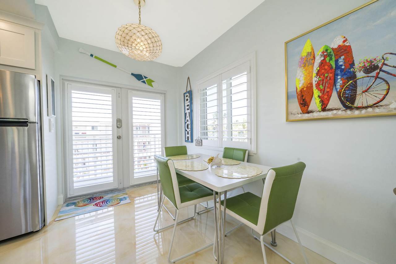 6520 Ocean Boulevard - Photo 1