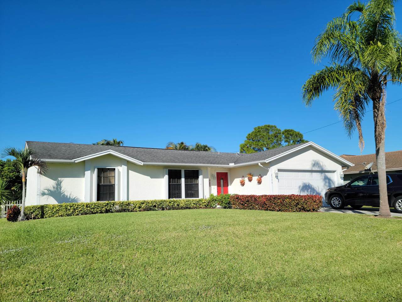 2548 Appleby Street - Photo 1