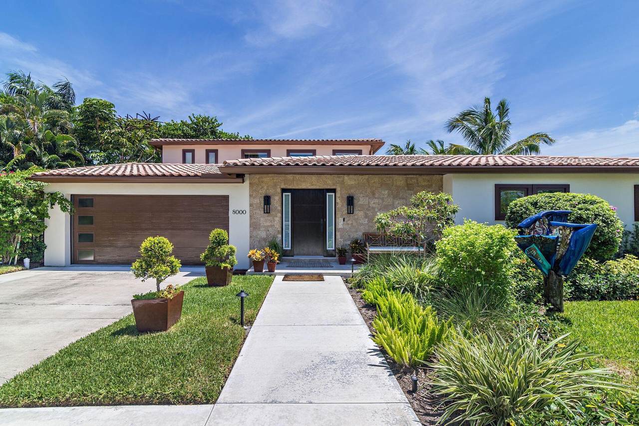 8000 Flagler Drive - Photo 1