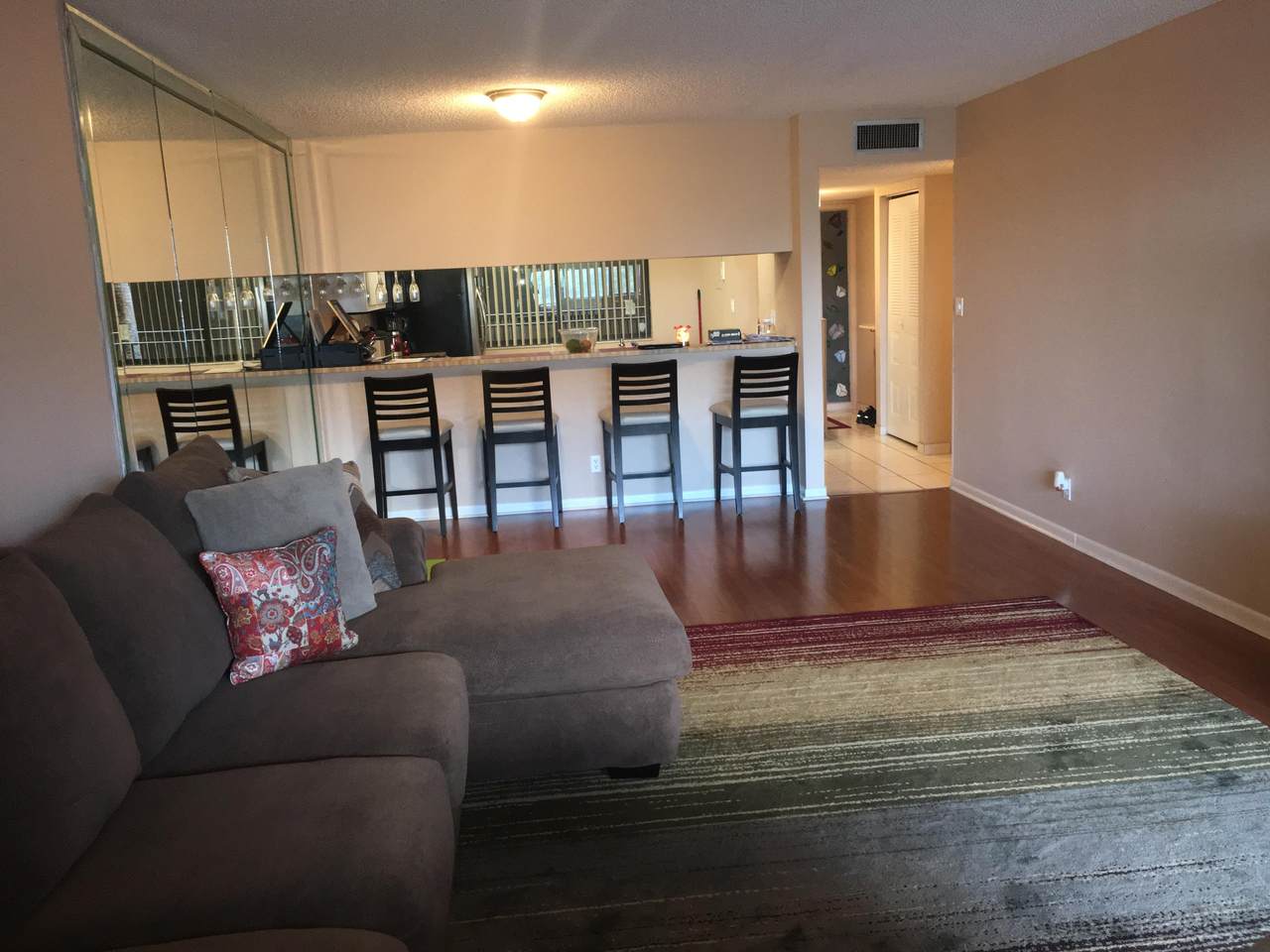 8020 Hampton Boulevard - Photo 1