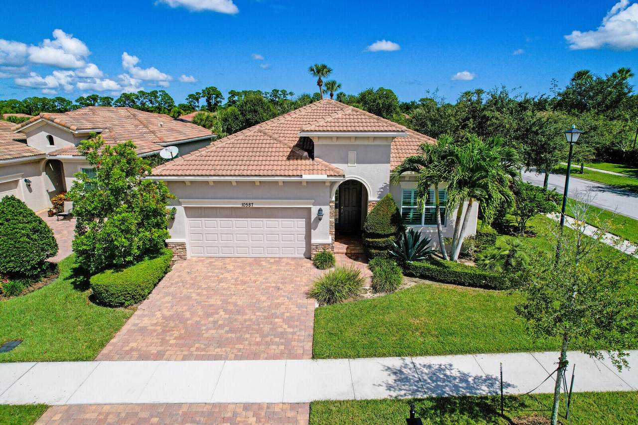 10587 Capraia Way - Photo 1