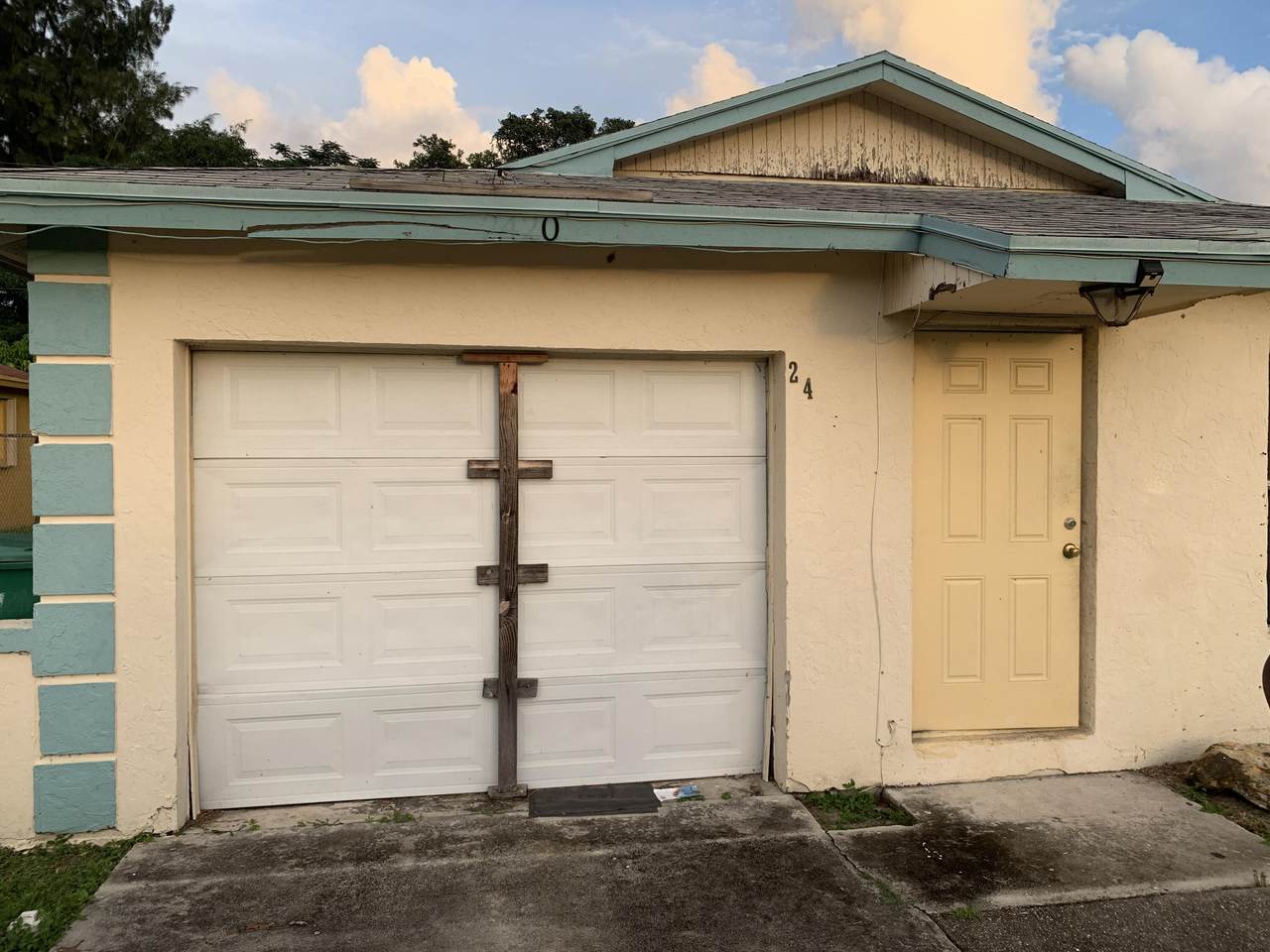 2420 Rj Hendley Avenue - Photo 1
