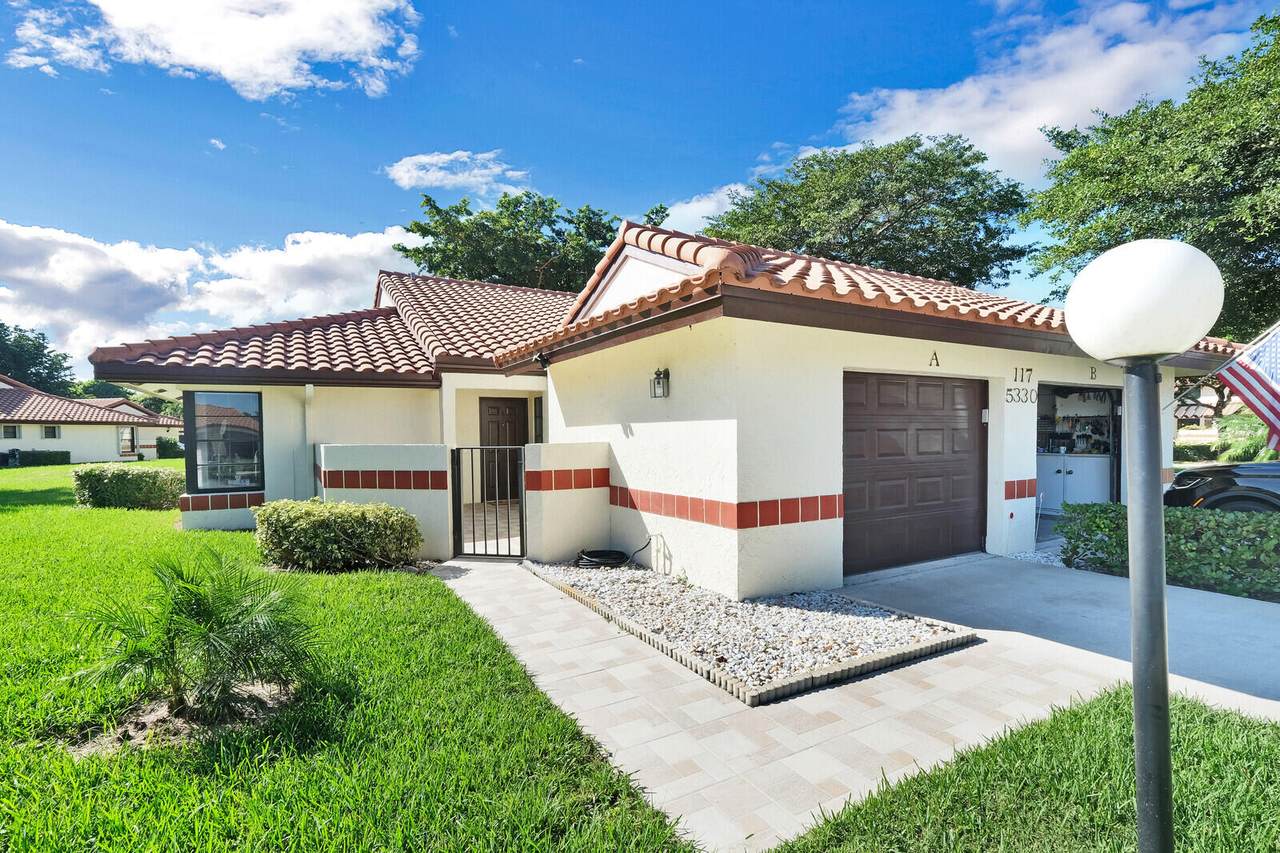 5330 Palmetto Palm Court - Photo 1