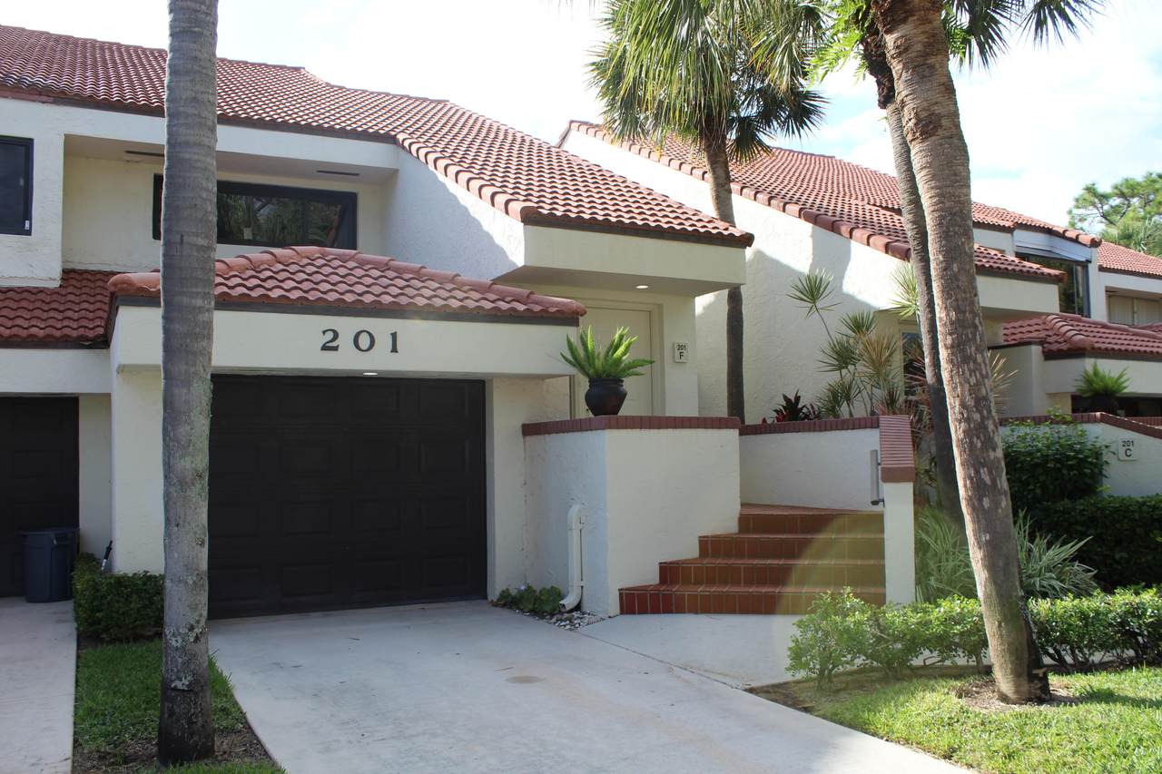 201 Sea Oats Drive - Photo 1