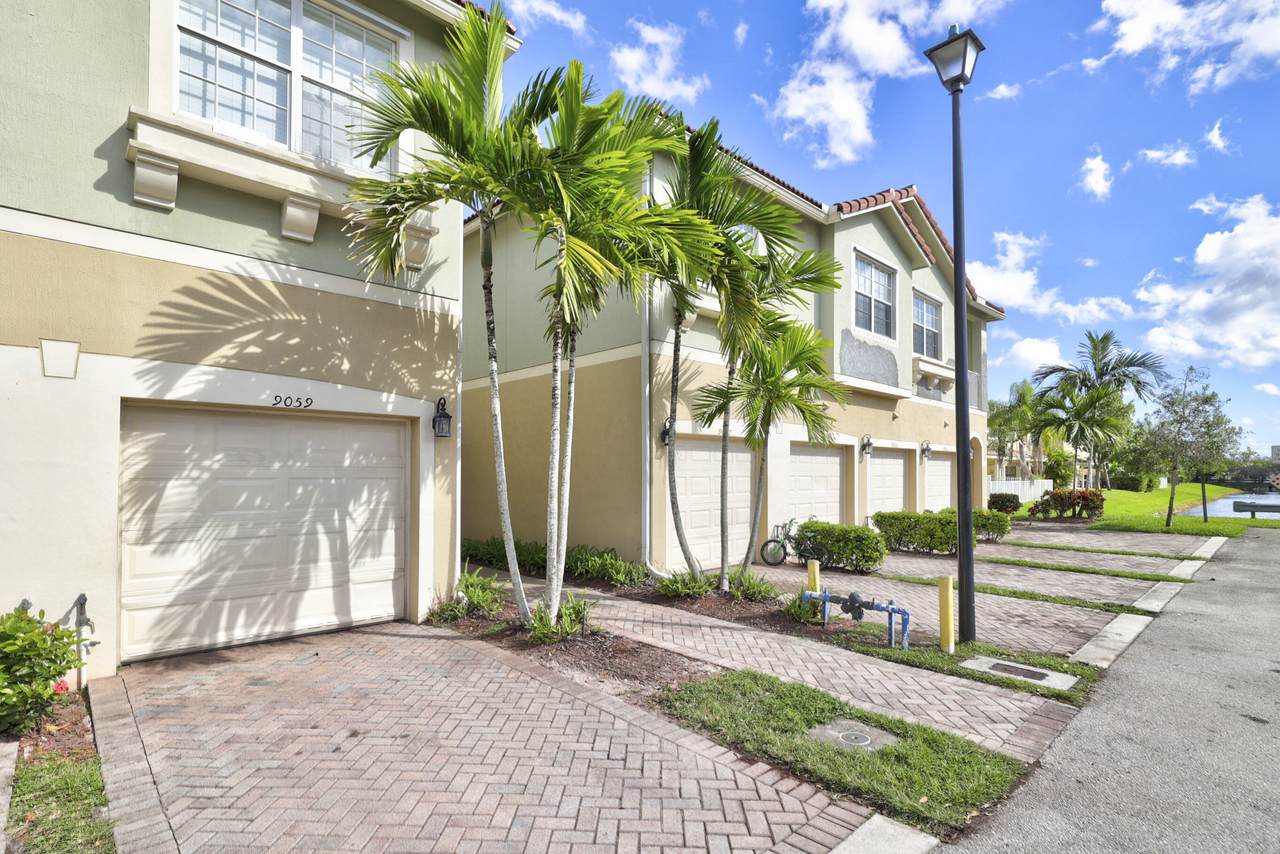 9059 Preston Place - Photo 1