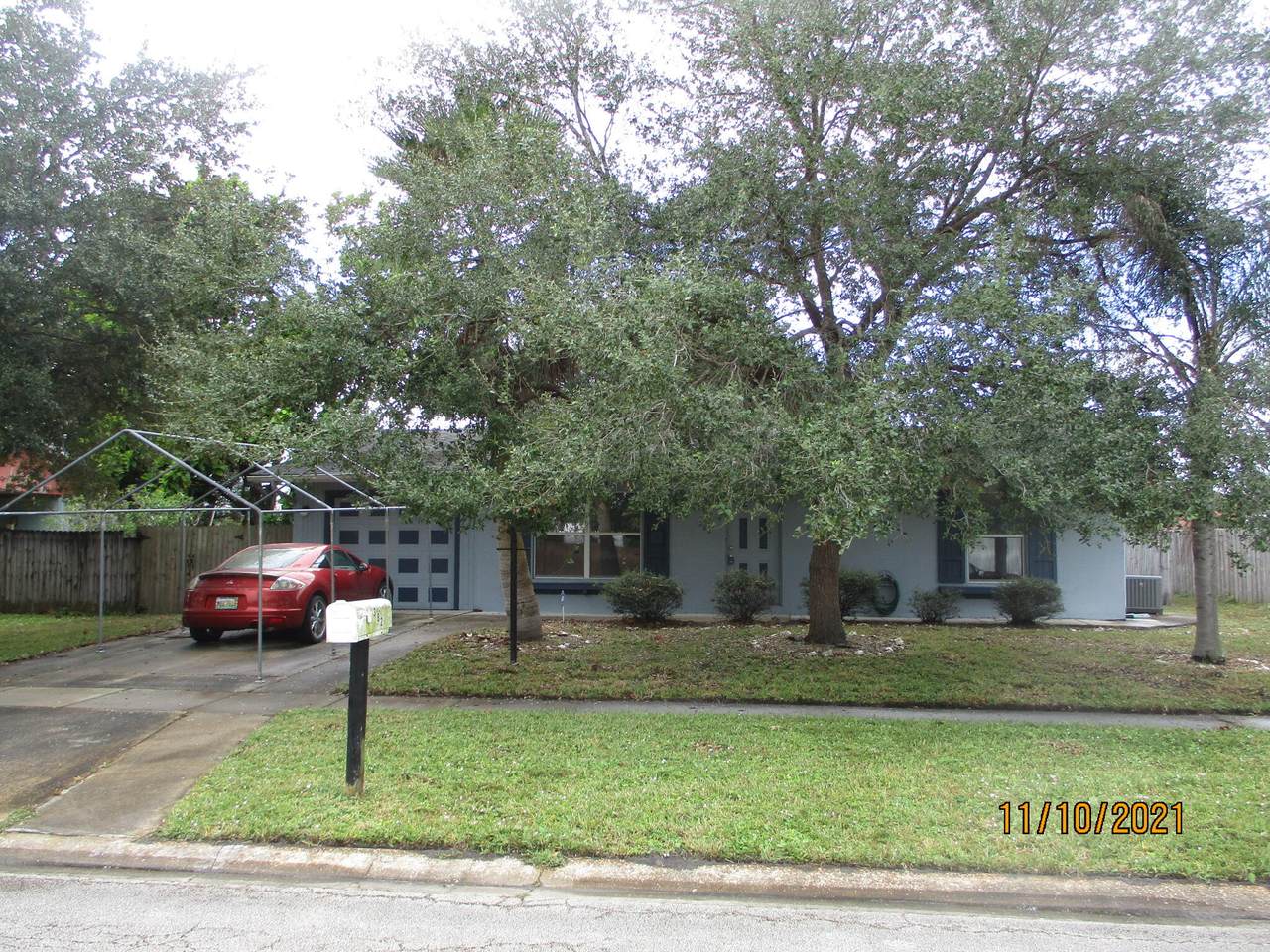 382 Surrey Street - Photo 1