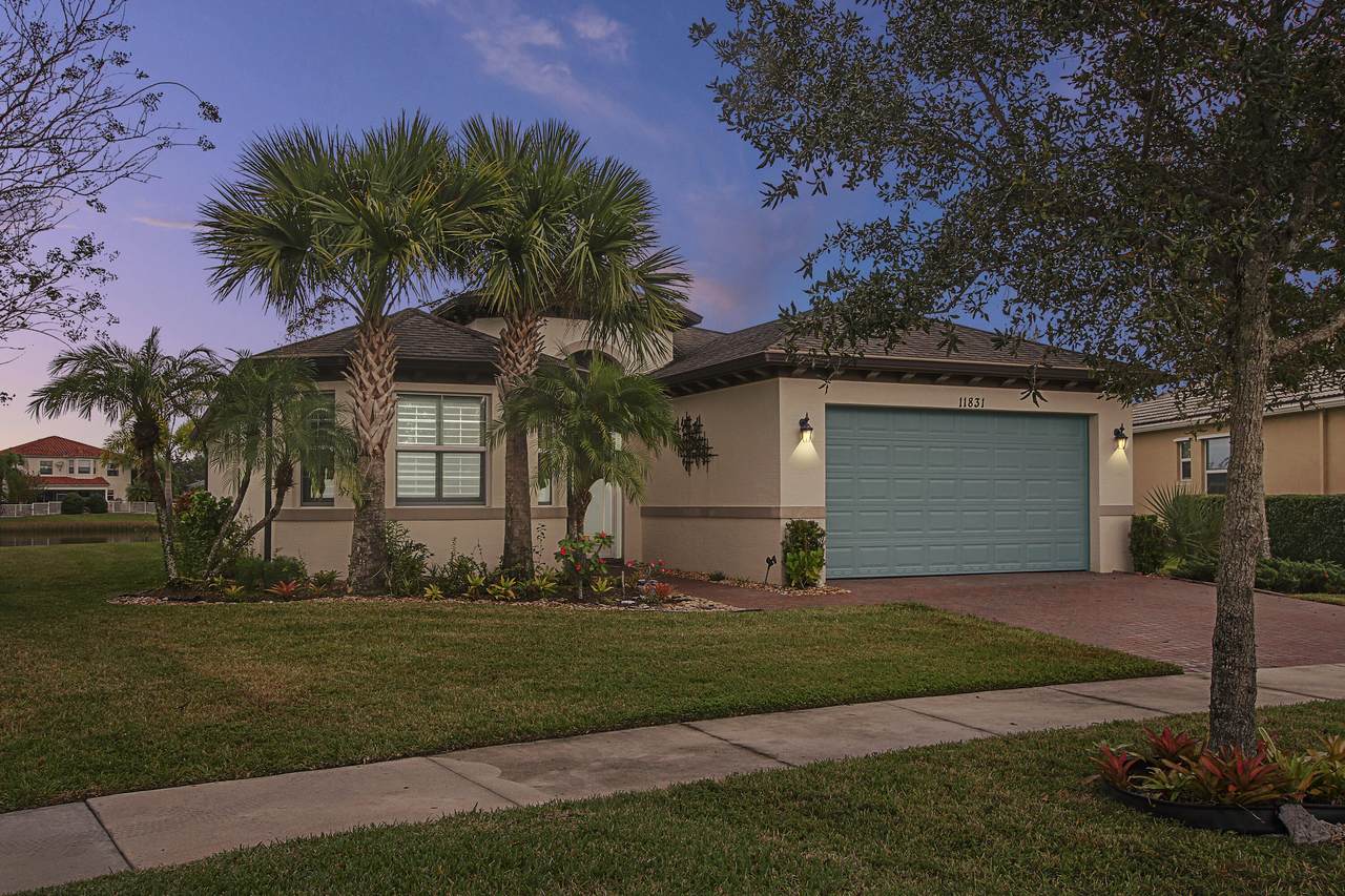 11831 Crestwood Circle - Photo 1