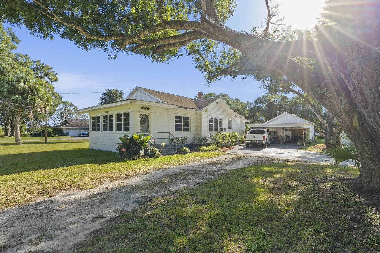3803 Sunrise Boulevard - Photo 1