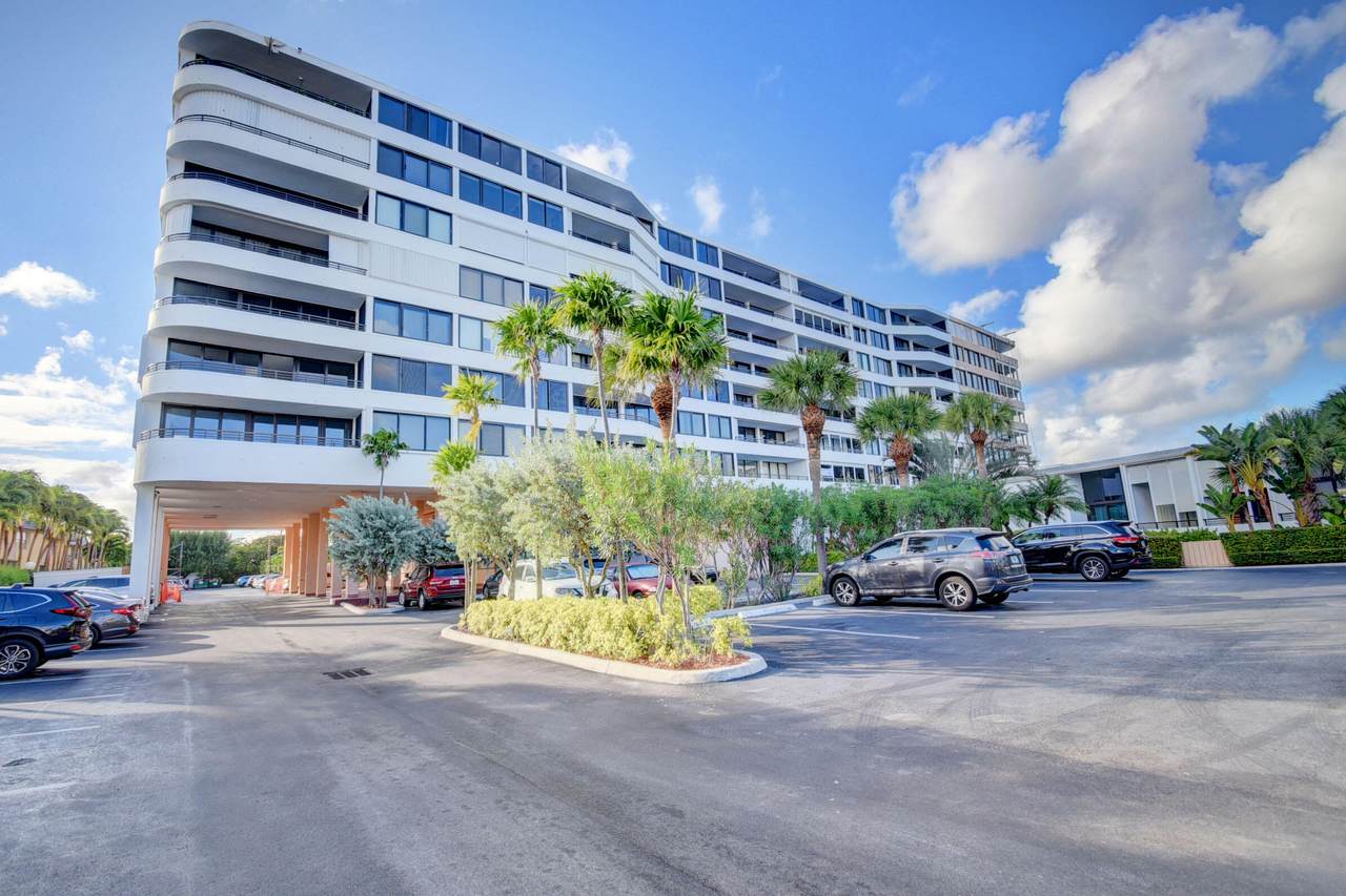 3589 Ocean Boulevard - Photo 1