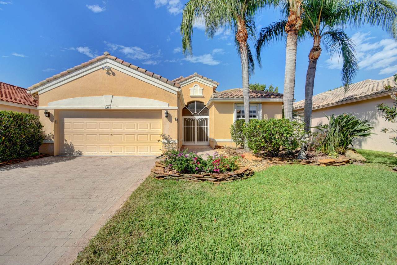 9285 Vercelli Street - Photo 1