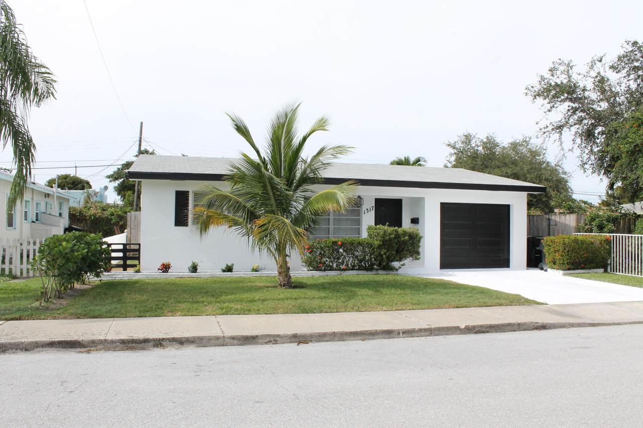 1317 J Terrace - Photo 1