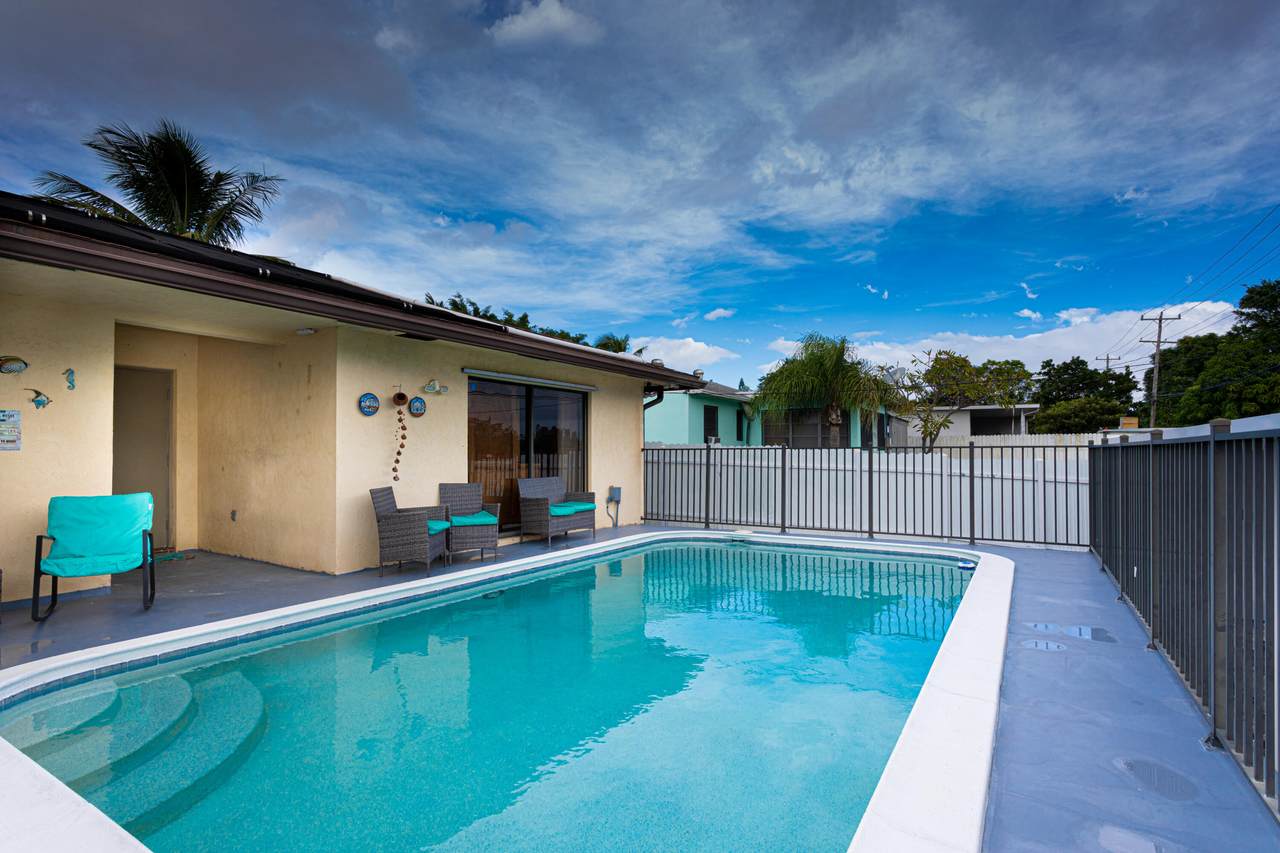 810 A Street - Photo 1