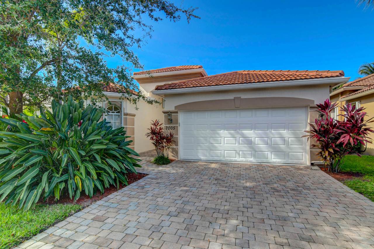7005 Pisano Drive - Photo 1