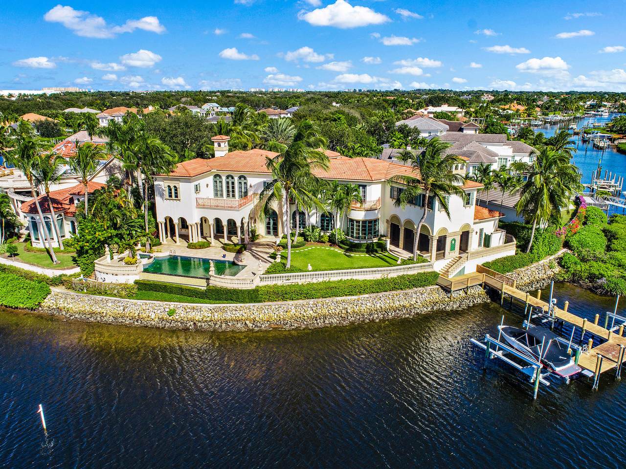 101 Quayside Drive - Photo 1