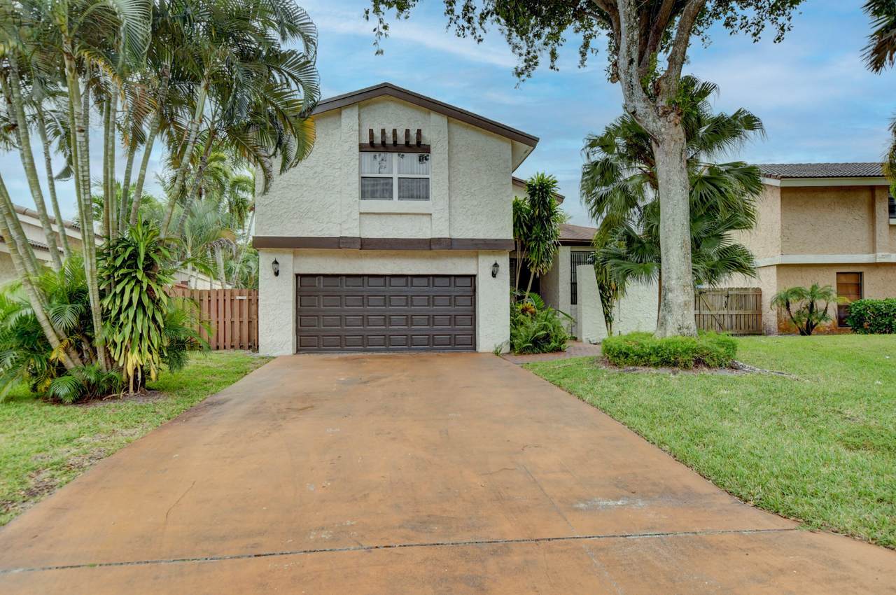 6458 Pond Apple Road - Photo 1