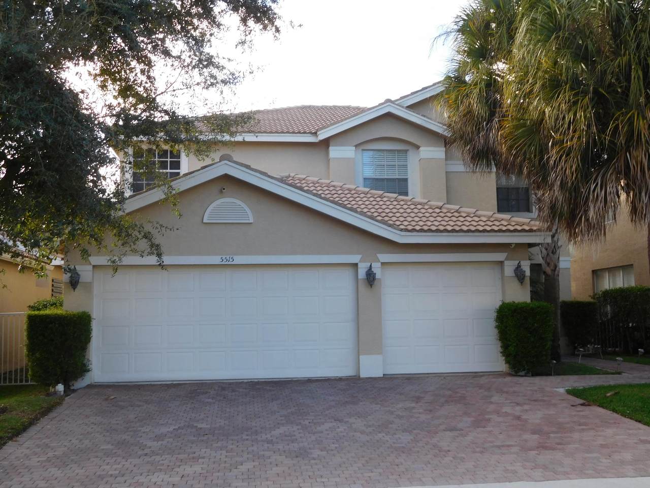 5515 Mainship Drive - Photo 1