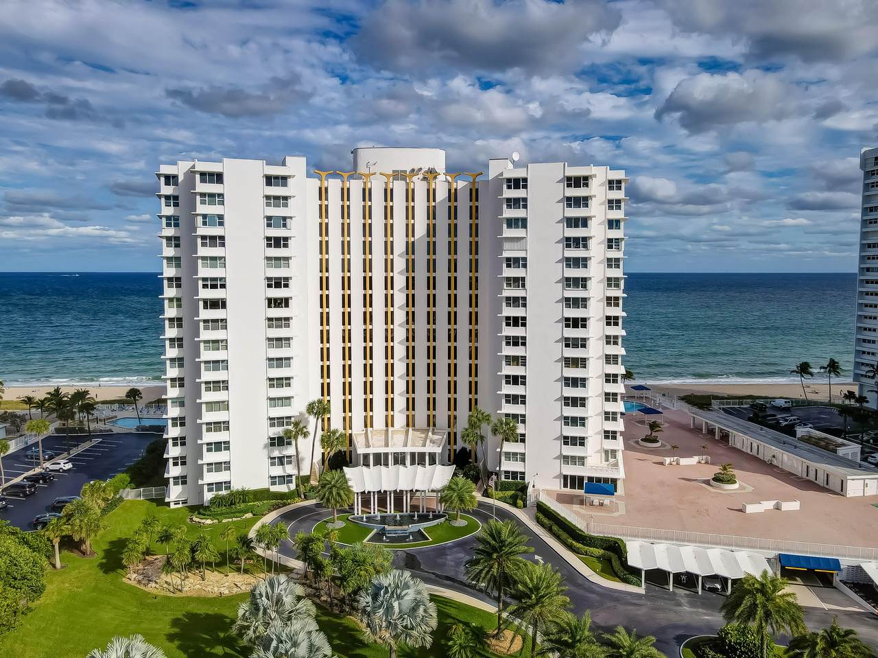 3900 Ocean Drive - Photo 1