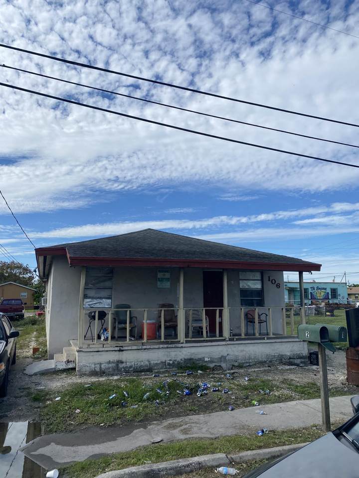 106 10th Avenue - Photo 1