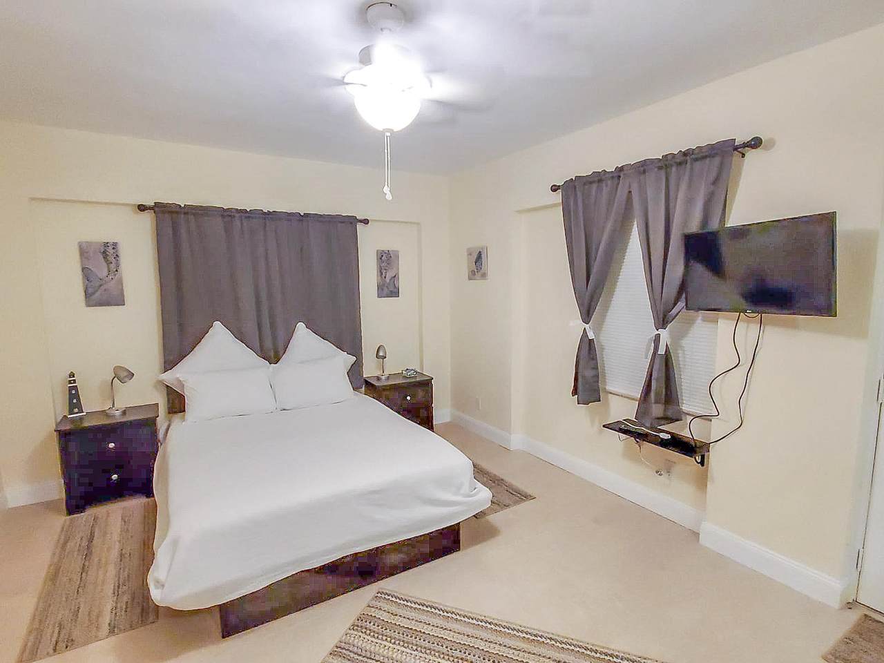 1165 Cabana Road - Photo 1