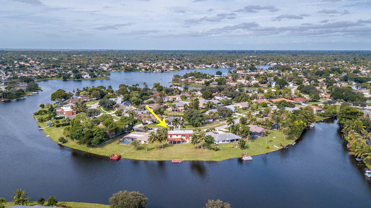 1376 Sailboat Circle - Photo 1