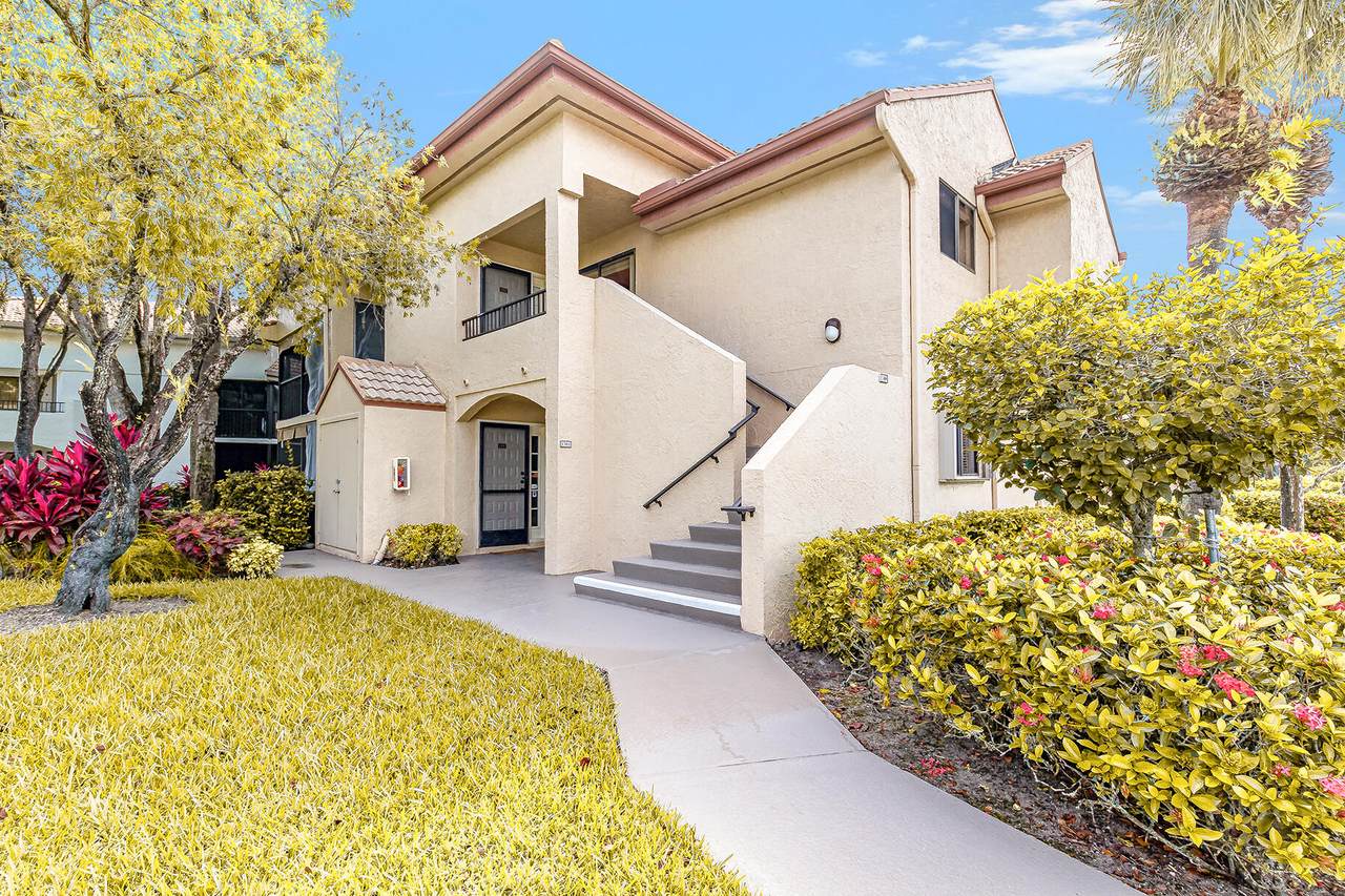 7563 Glendevon Lane - Photo 1