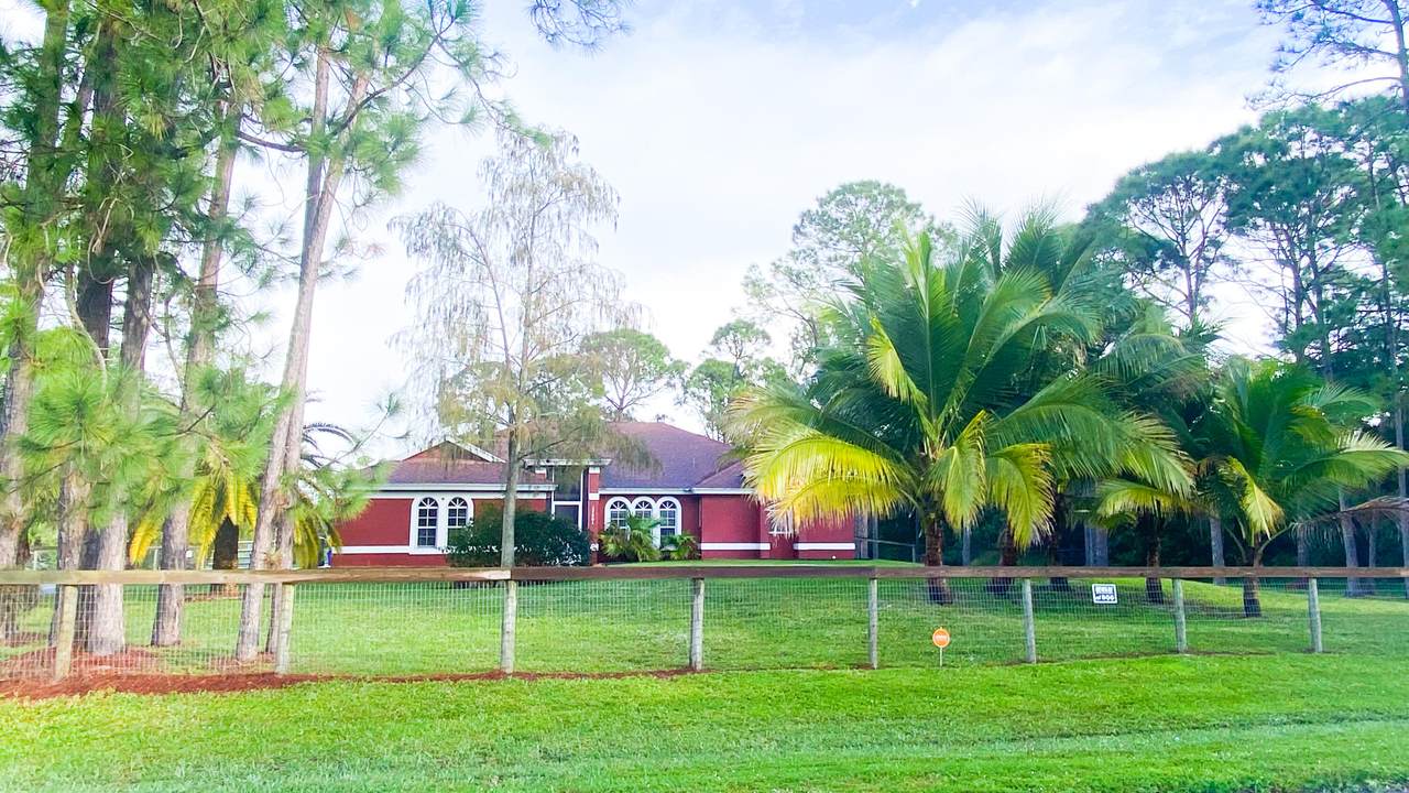 17601 68th Street - Photo 1