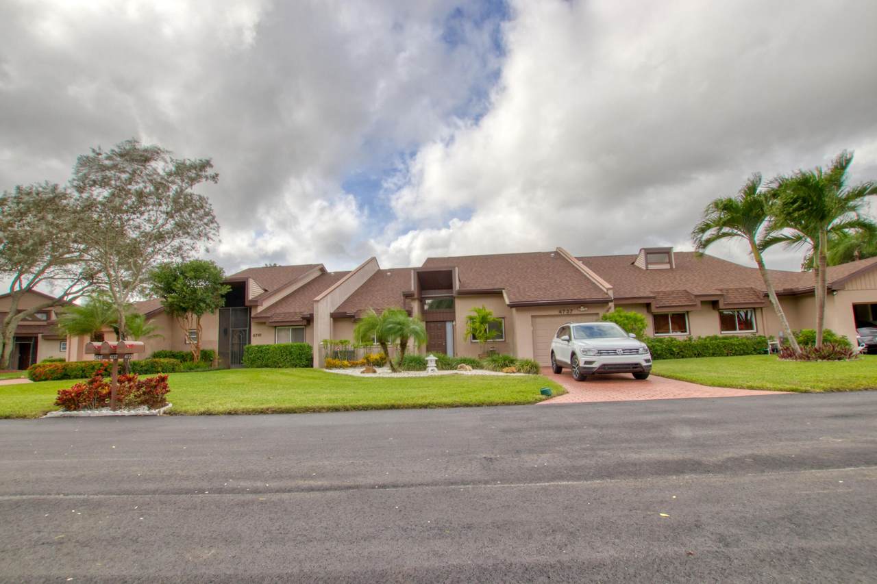 4737 Fountains Drive - Photo 1