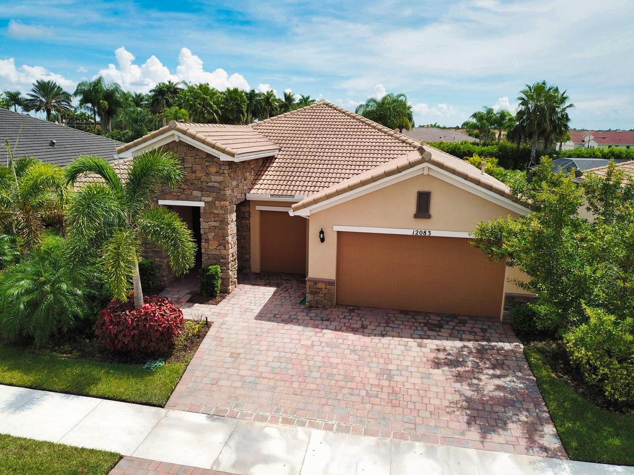 12083 Bayberry Avenue - Photo 1