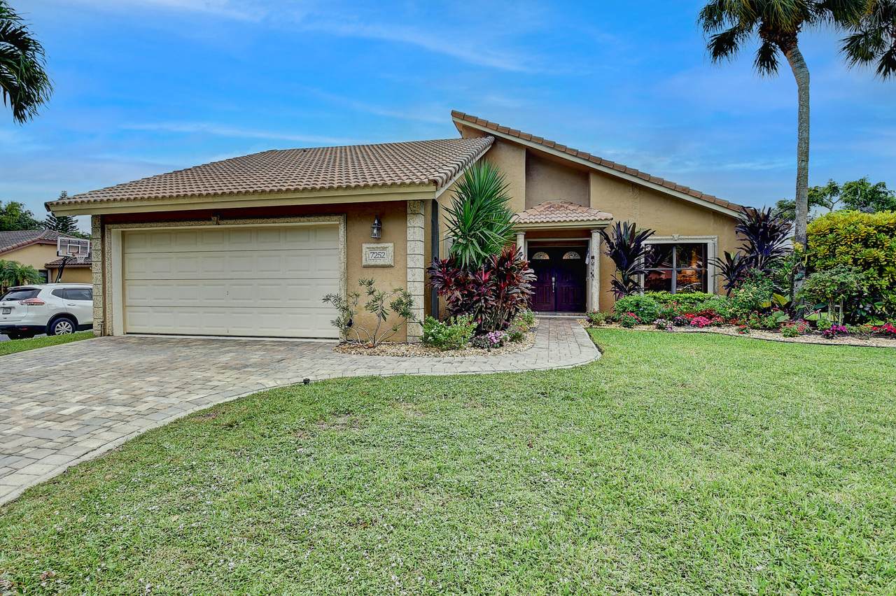 7252 Arcadia Court - Photo 1