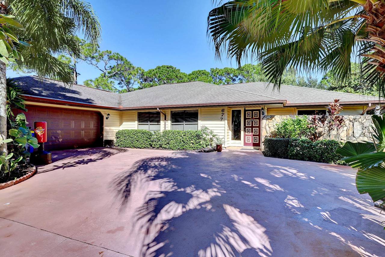 677 Woodcreek Drive - Photo 1