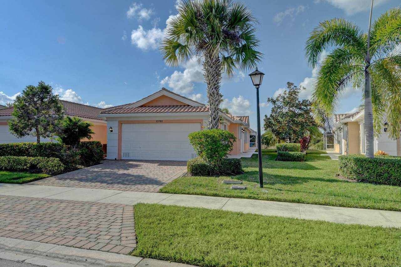 10780 Dardanelle Drive - Photo 1