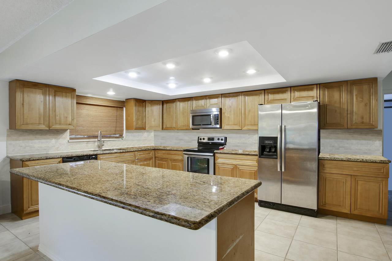 1522 Seacrest Boulevard - Photo 1
