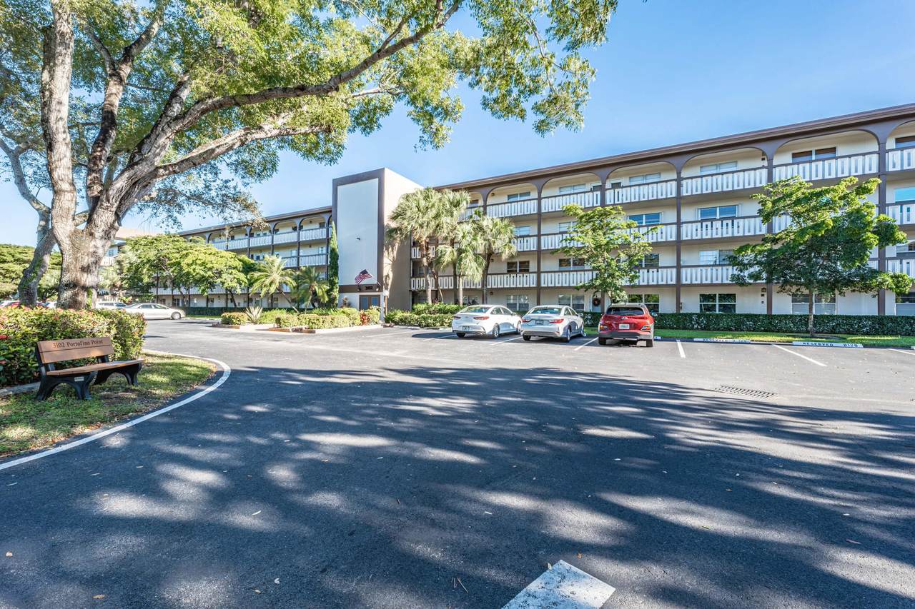 3102 Portofino Point - Photo 1