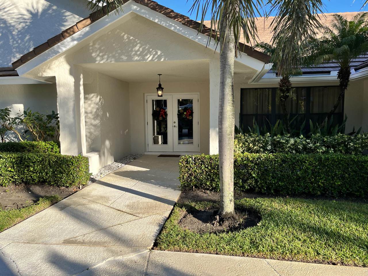 4629 Turnberry Court - Photo 1