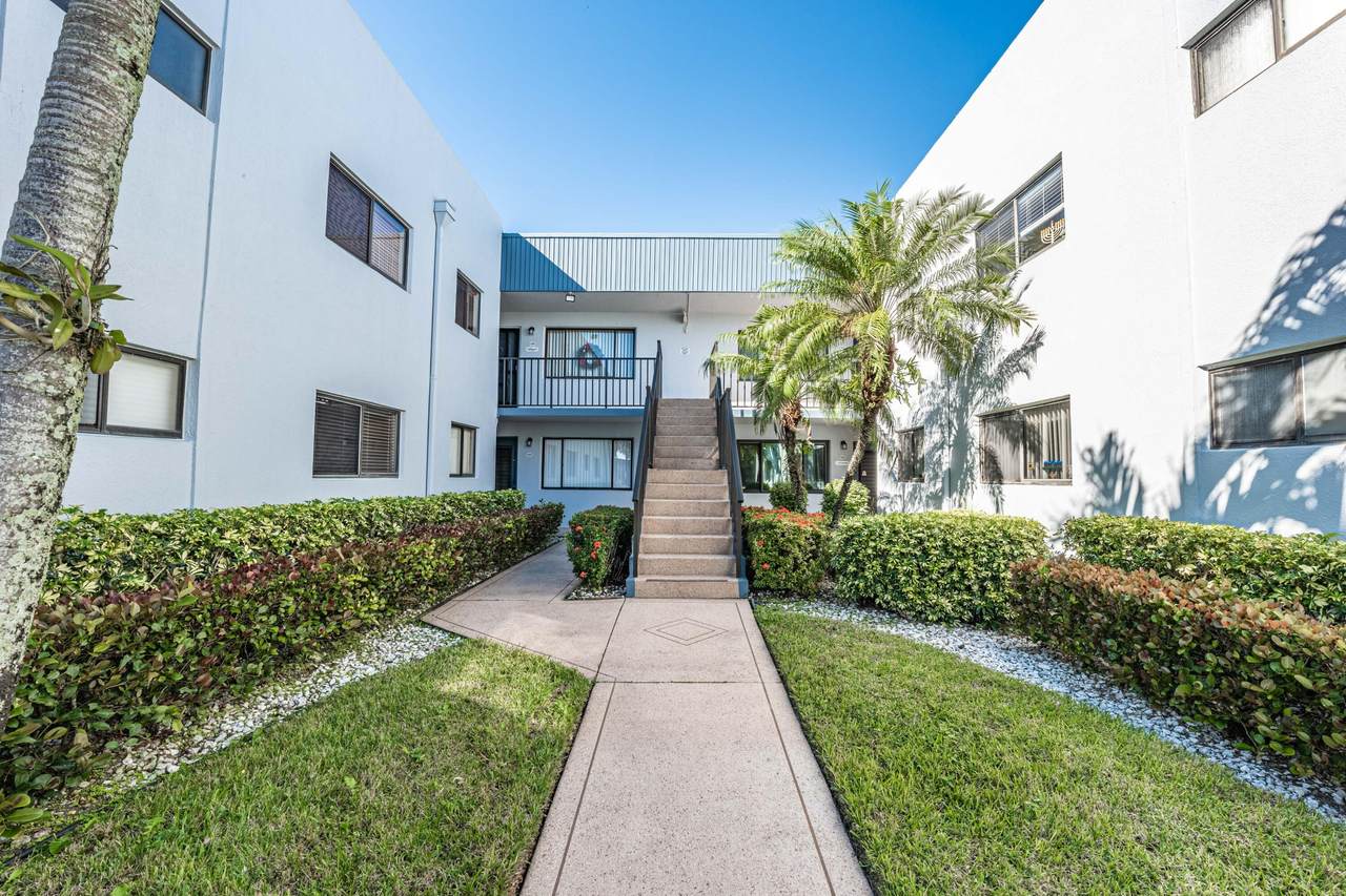15108 Ashland Drive - Photo 1
