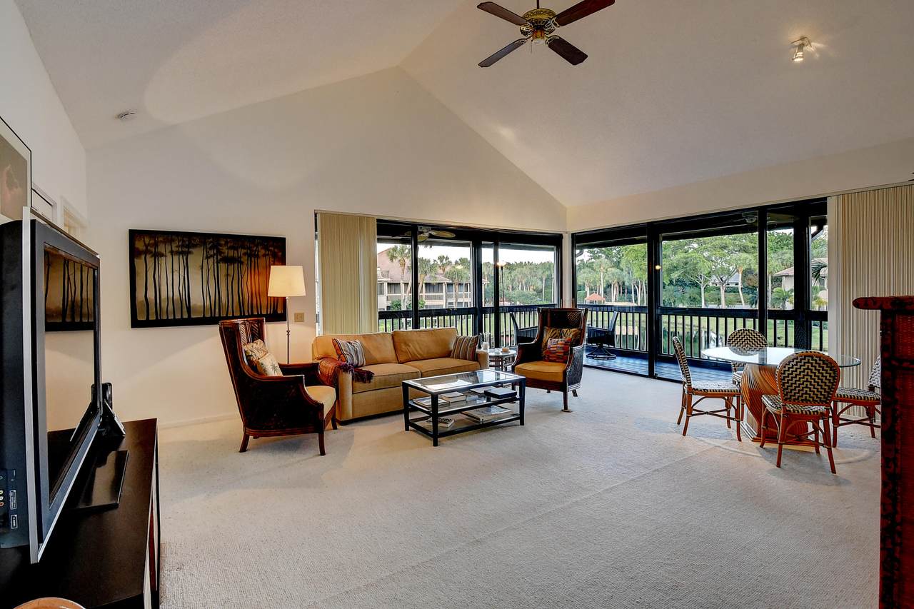 19305 Sabal Lake Drive - Photo 1