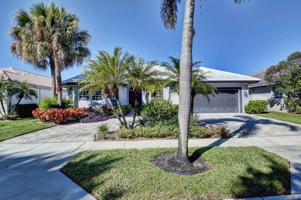 7690 La Corniche Circle - Photo 1