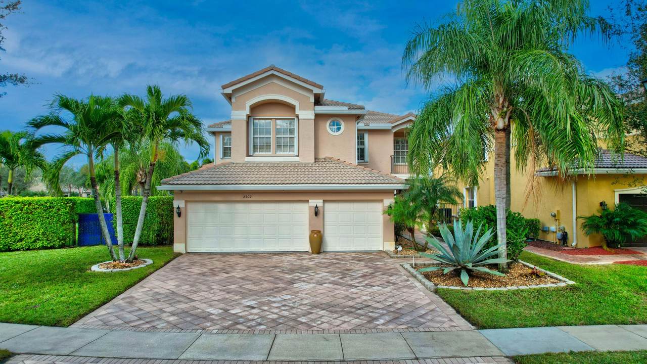 8302 Emerald Winds Circle - Photo 1