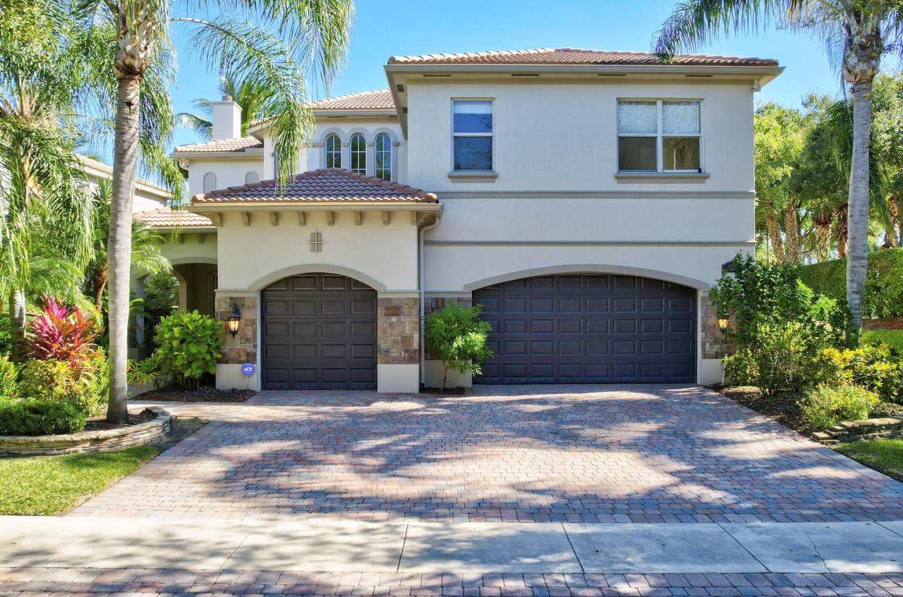 9524 Cobblestone Creek Drive - Photo 1