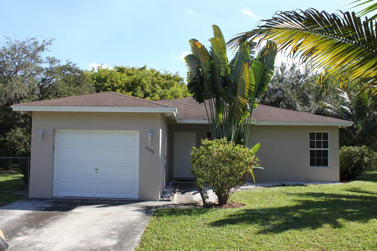 1646 7th Drive - Photo 1