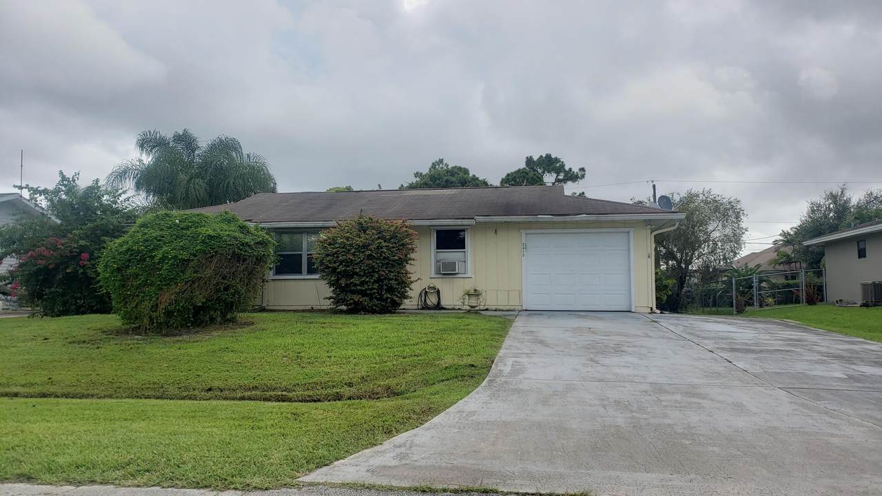 2473 Warwick Street - Photo 1