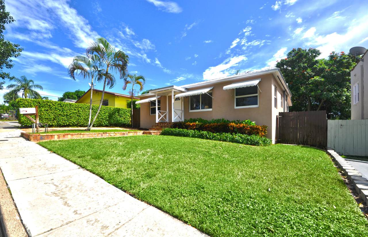 920 Mc Intosh Street - Photo 1