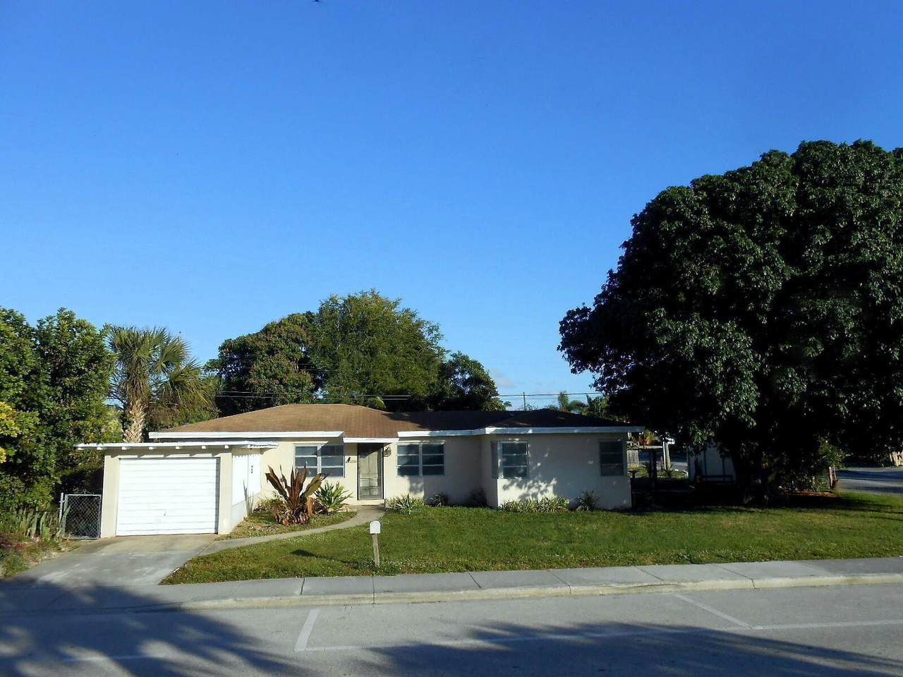 330 A Street - Photo 1