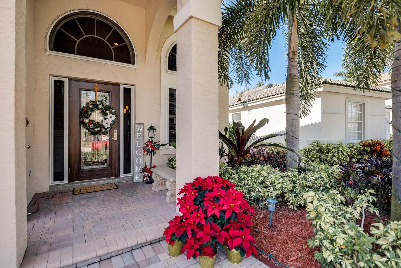 4153 Bluff Harbor Way - Photo 1