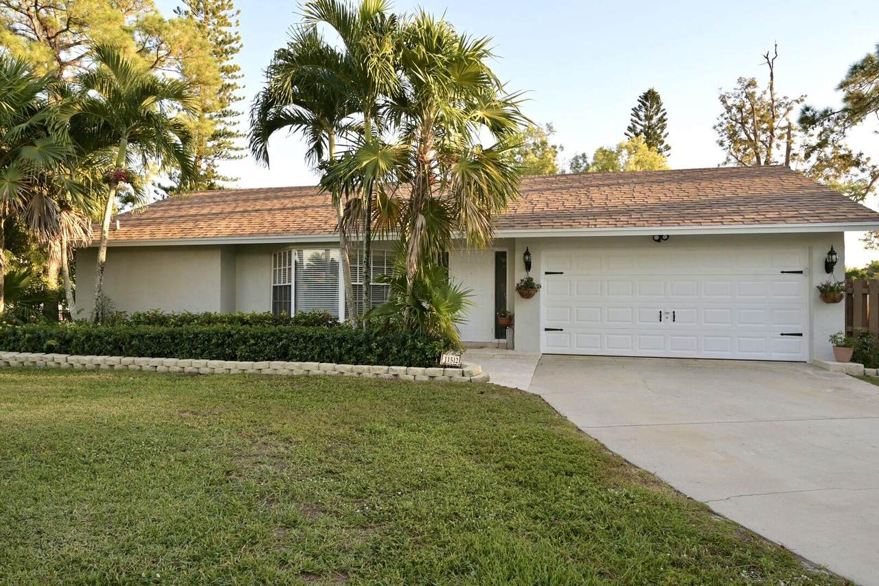 11512 42nd Road - Photo 1