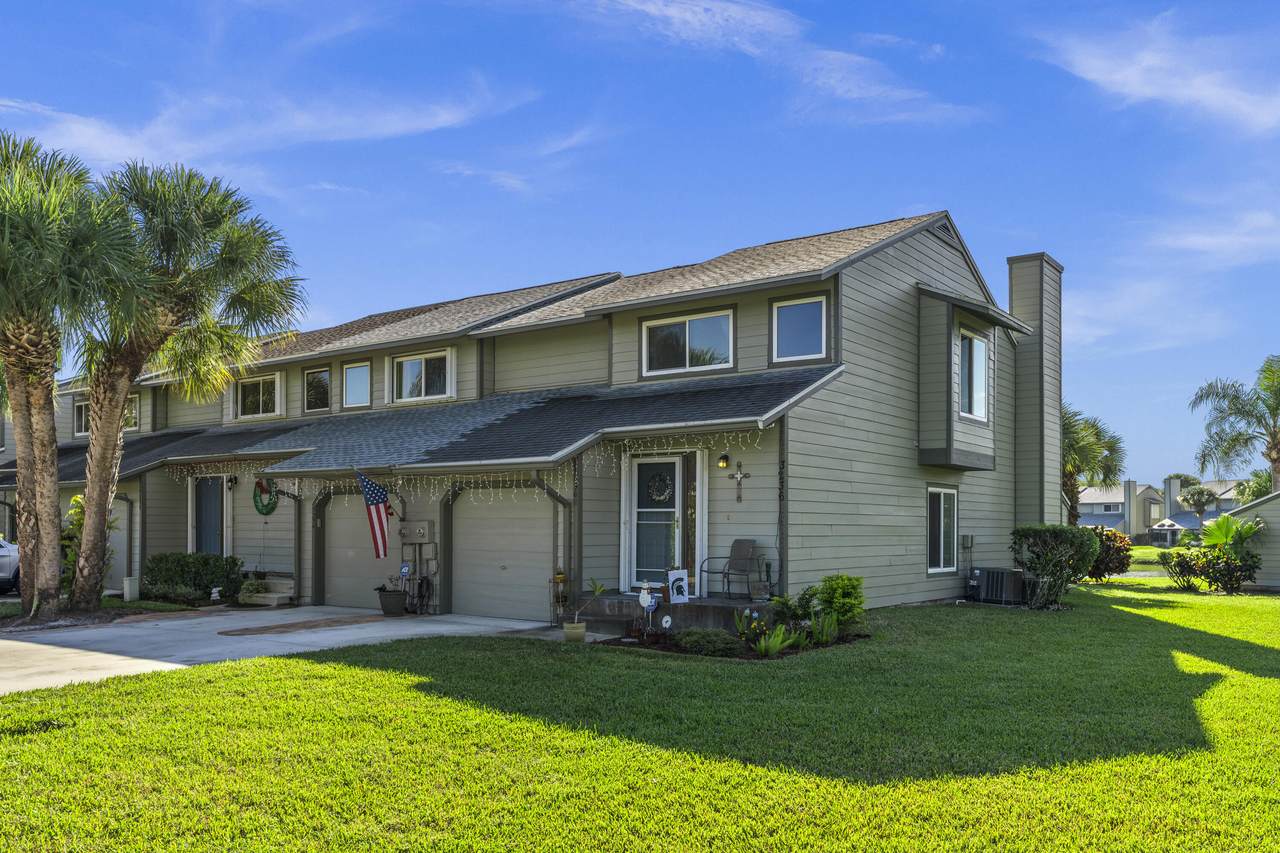 3236 Holly Creek Drive - Photo 1