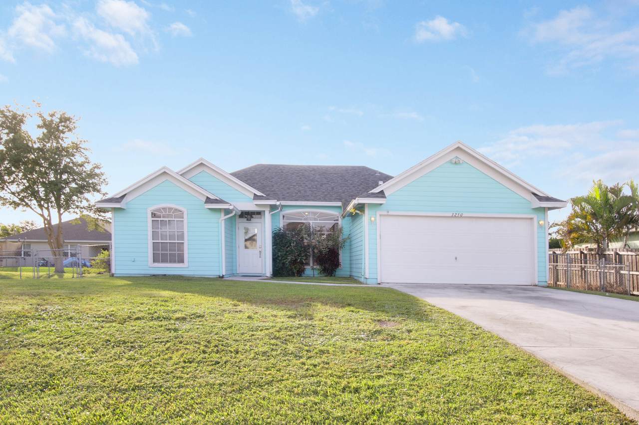 3250 Crumpacker Street - Photo 1