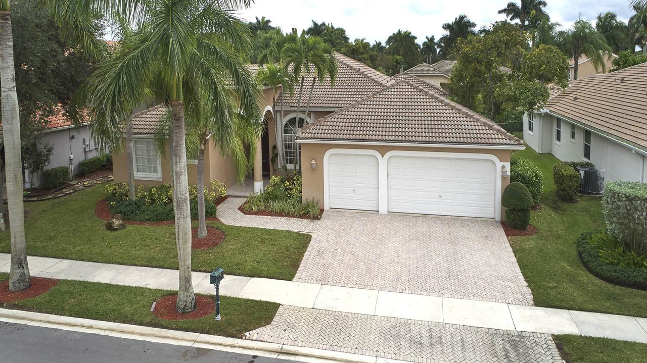 2523 Eagle Run Circle - Photo 1
